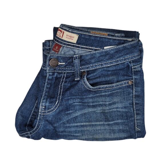 l.e.i. Jeans Bridget Curvy Bootcut Denim Size 5 *Damaged* - Picture 14 of 15